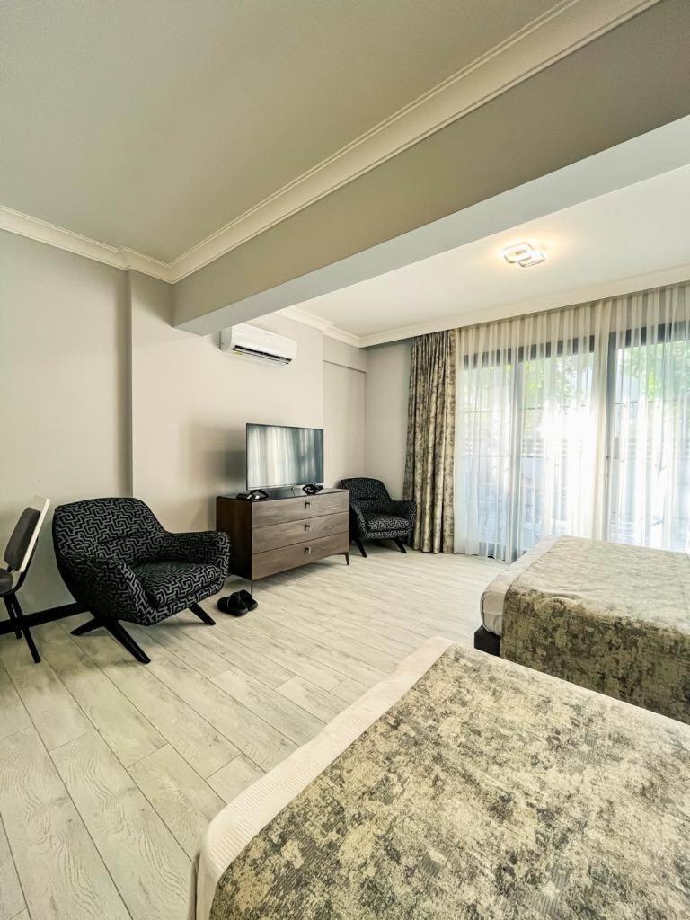Ida Hotel 马尔马里斯 外观 照片