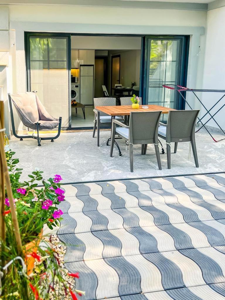Ida Hotel 马尔马里斯 外观 照片